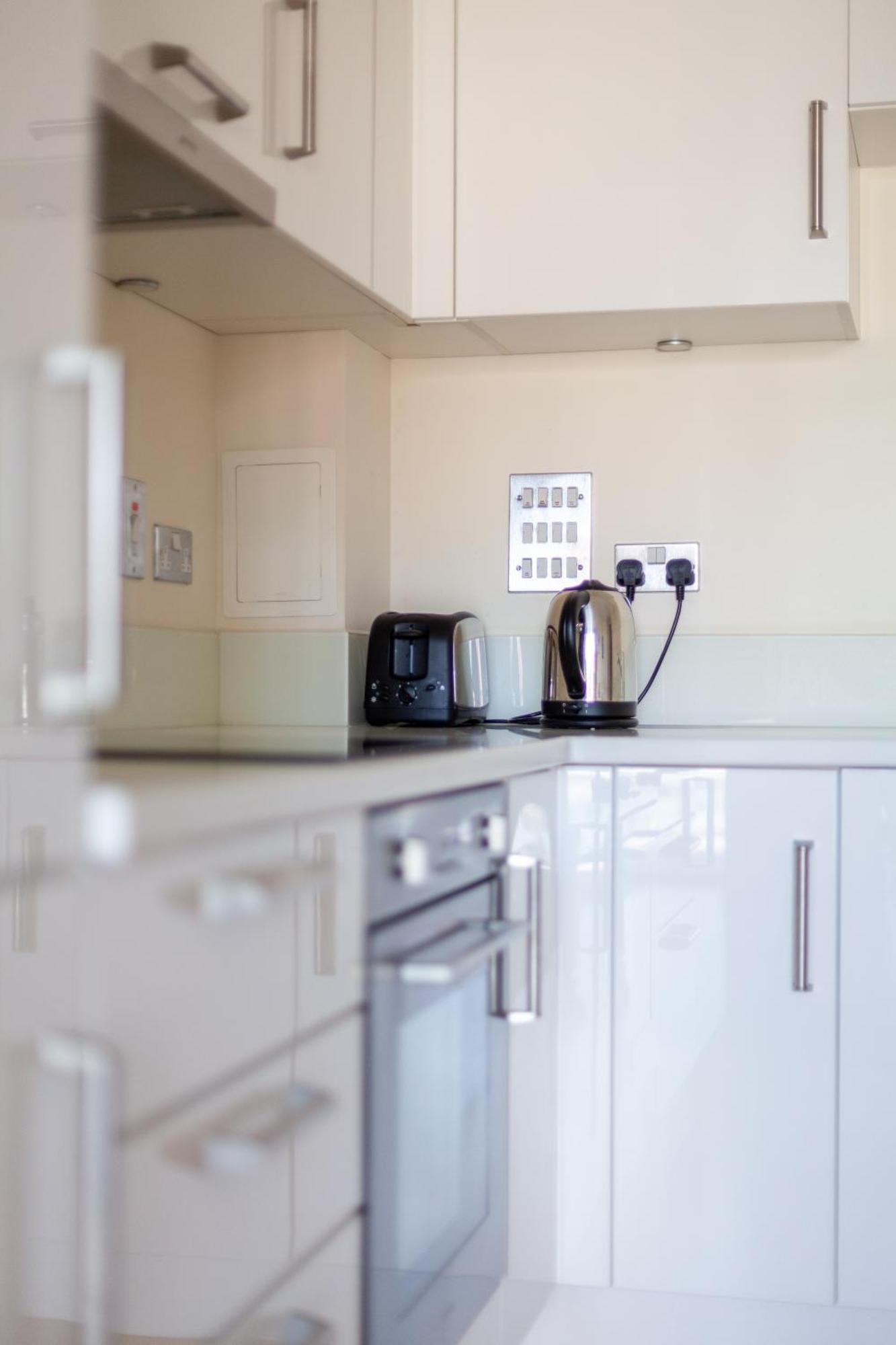 Tower Bridge Apartments Лондон Екстериор снимка